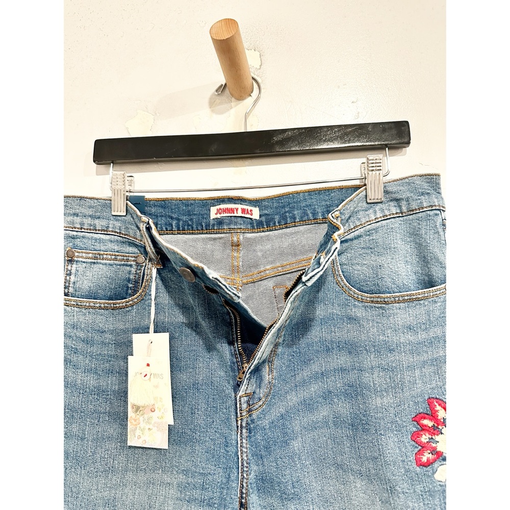 NWT Johnny Was The High Rise Flare Jean in Farida Size 32 - Picture 11 of 16